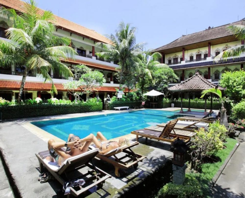 Bakung Sari Resort and Spa 3*