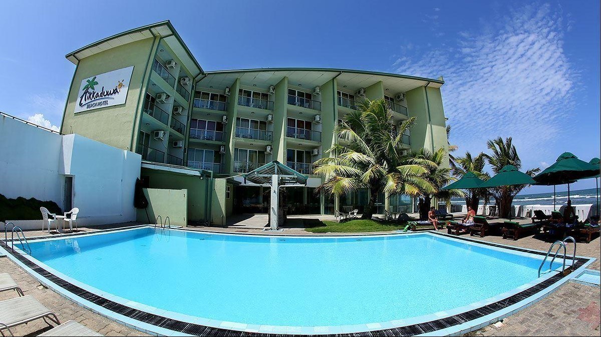 Hikkaduwa Beach Hotel 3*