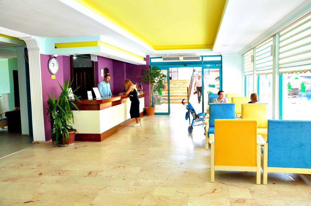 Cinar Family Suite Hotel 4*