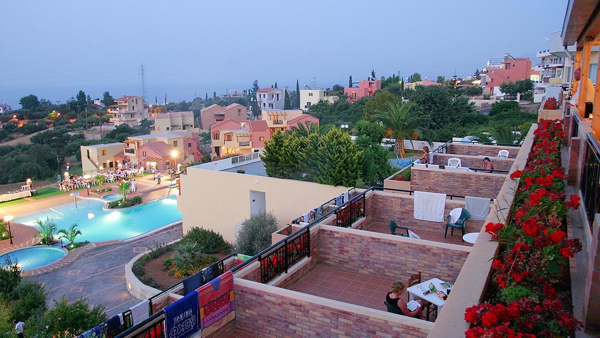 Asterias Village Apartments Hotel 4*