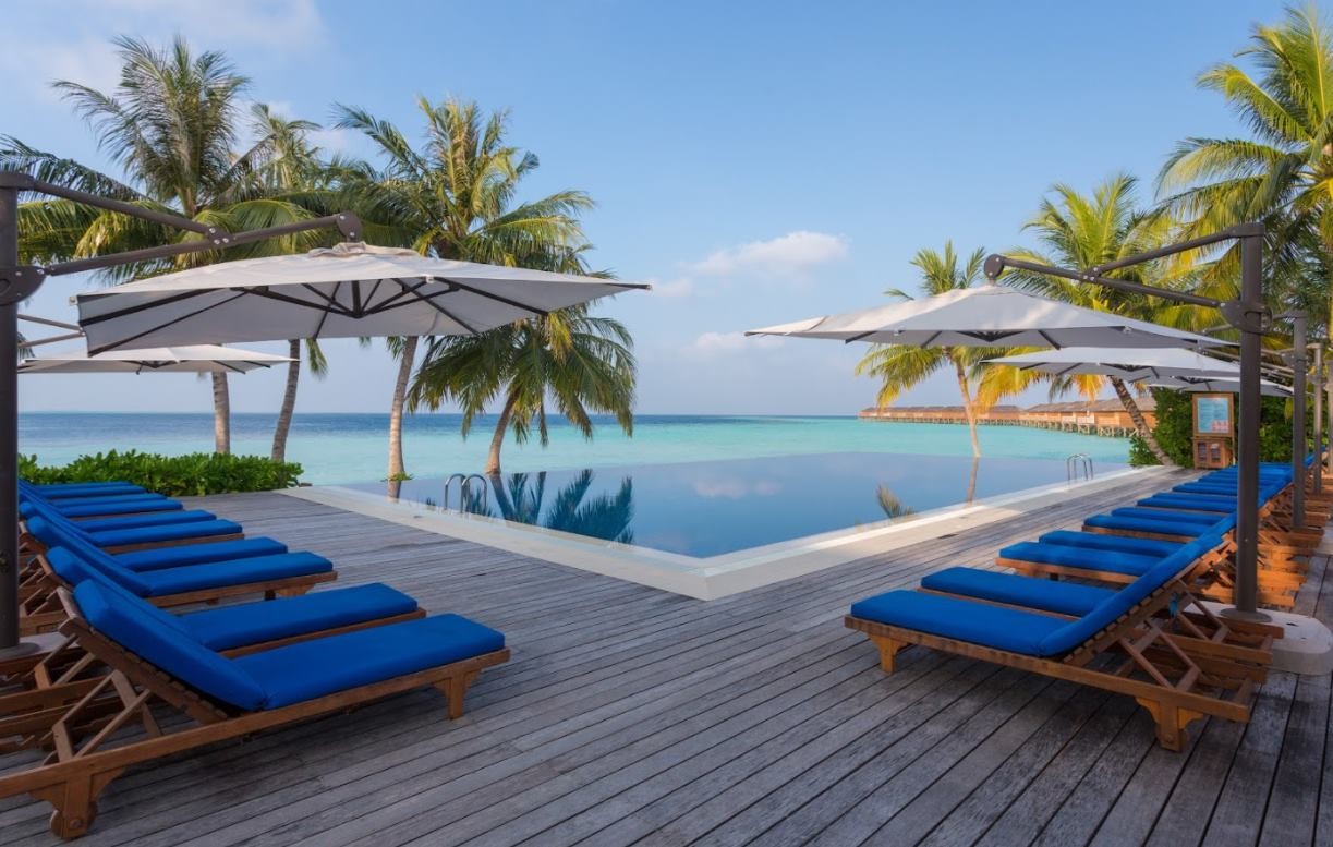 Vilamendhoo Island Resort & Spa 4*