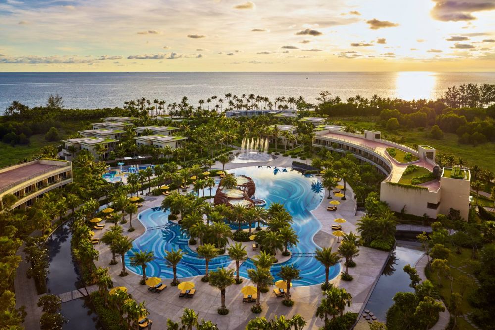 Pullman Phu Quoc Beach Resort 5*