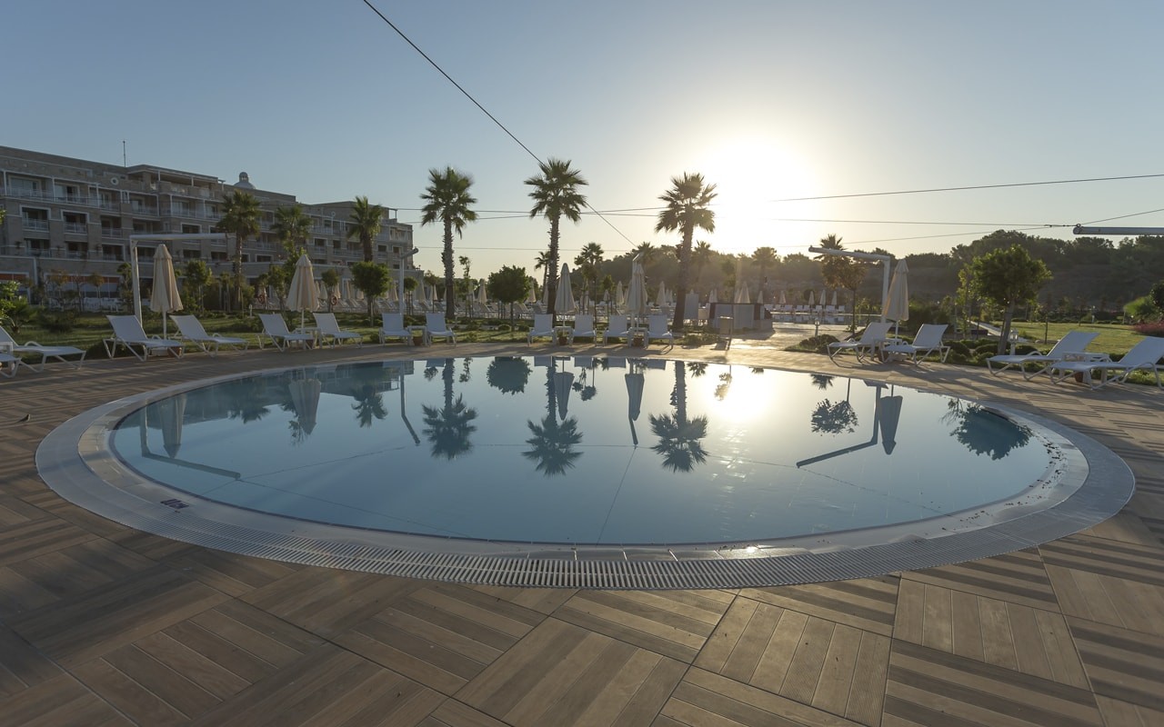 Andriake Beach Club Hotel 5*