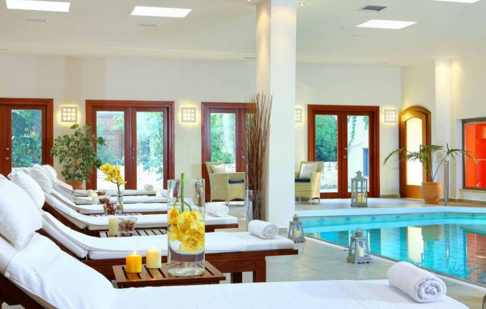 Apollonia Beach Resort & Spa 5*