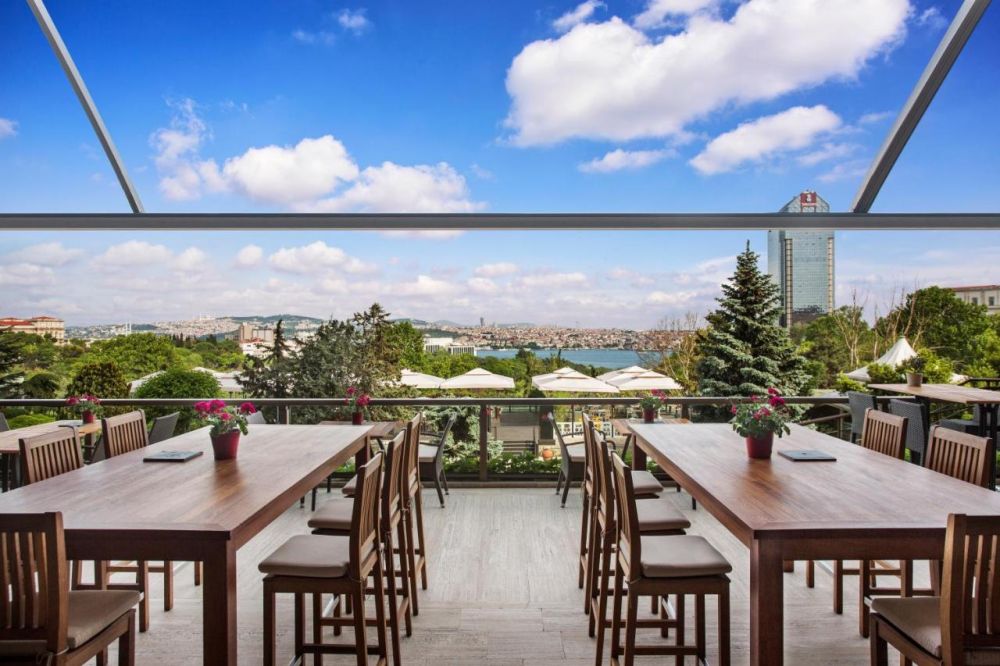 Hilton Istanbul Bosphorus 5*