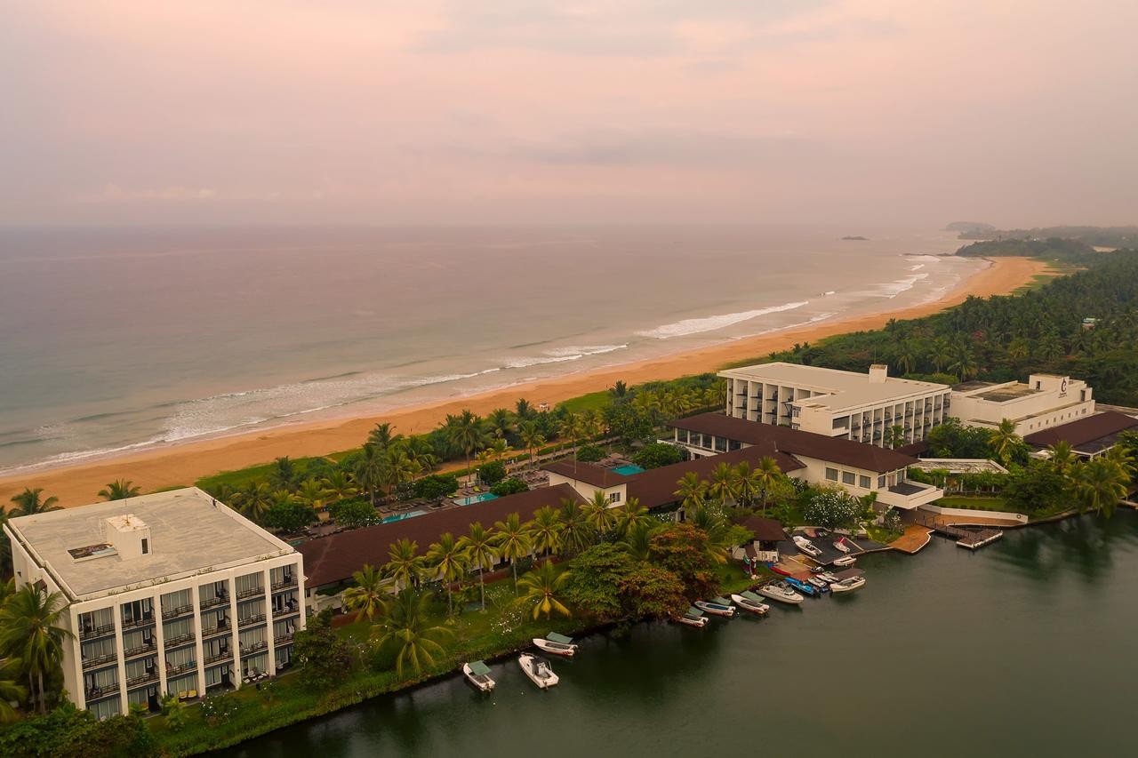 Centara Ceysands Resort & Spa 4*