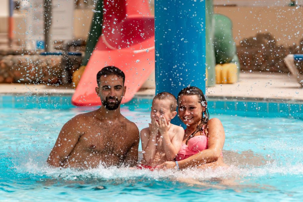 King Tut Aquapark Beach Resort 4*