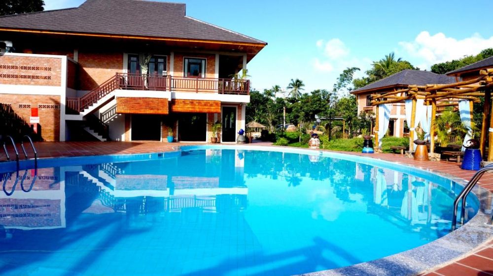 Vela Phu Quoc Resort 3*