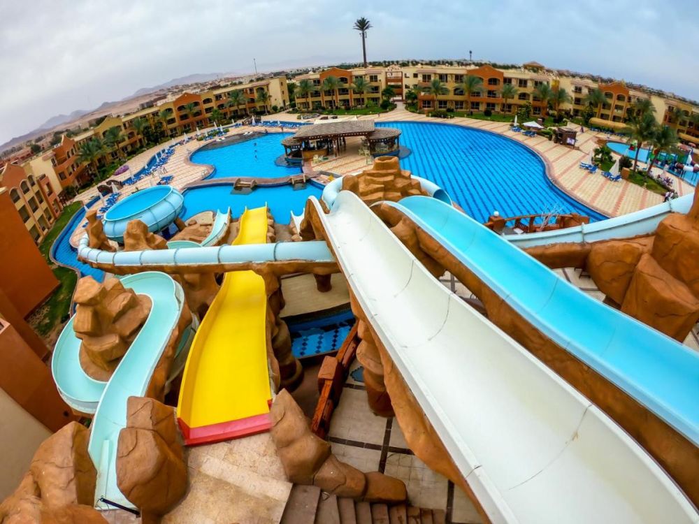 Regency Plaza Aqua Park & Spa Resort 5*