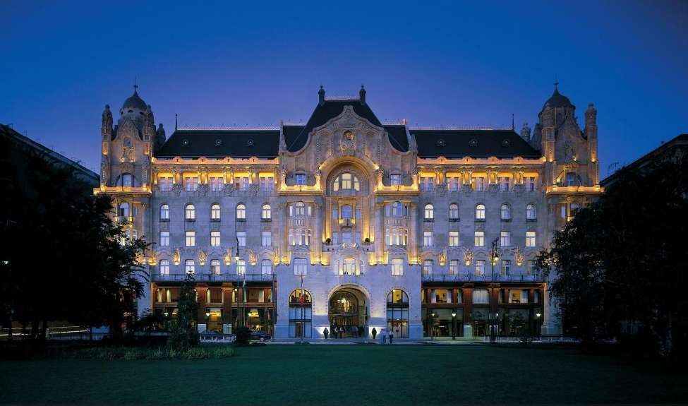 Four Seasons Gresham Palace 5*