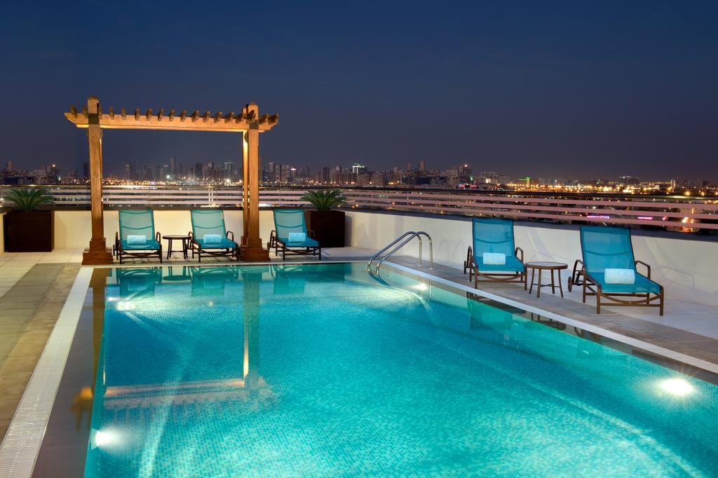 Hilton Garden Inn Dubai Deira (ex. Hilton Garden Inn Dubai Al Muraqabat) 4*