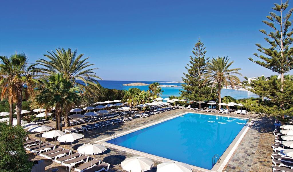 Nissi Beach Resort 4*