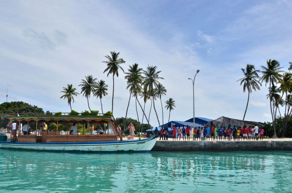 Nazaki Residences Beach Hotel 