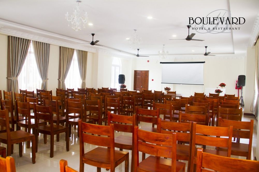 Boulevard Hotel Phu Quoc 3*