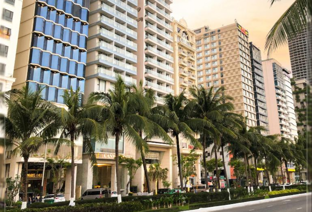 Canvas Danang Beach Hotel 4*