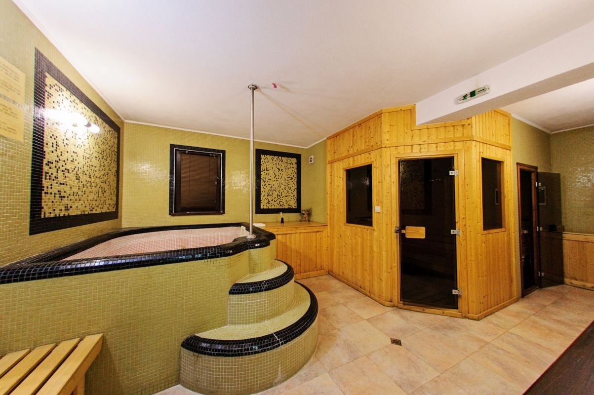 Dumanov Hotel 3*