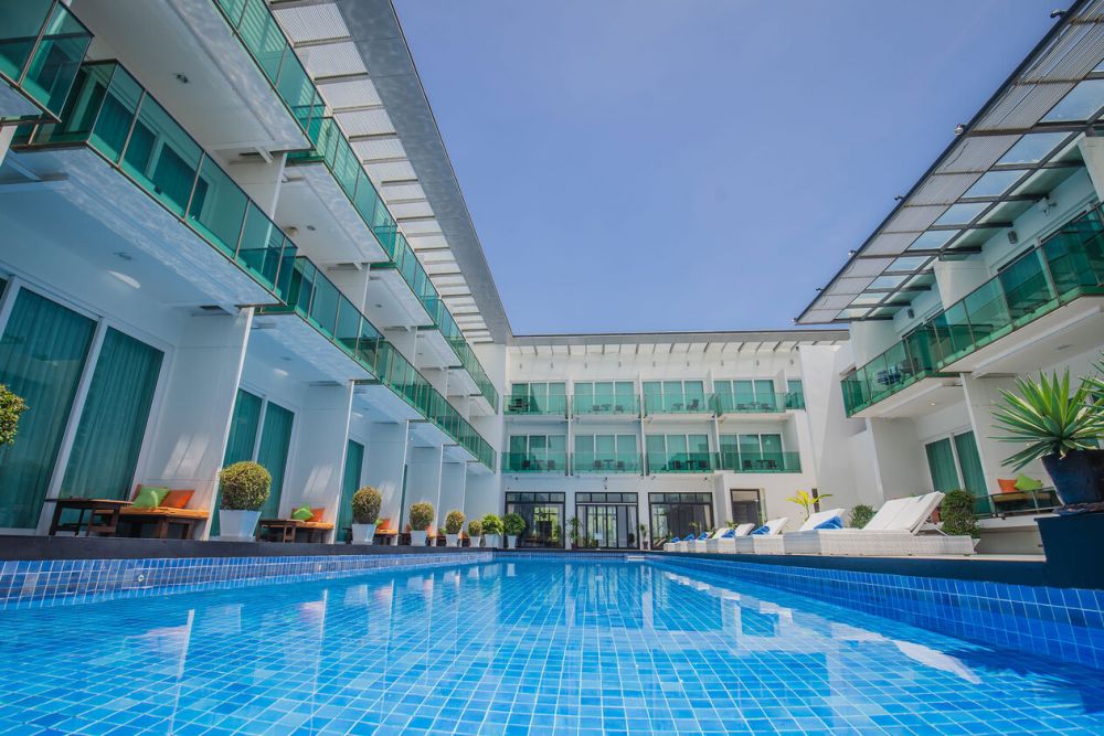 KC Beach Club & Pool Villas 5*