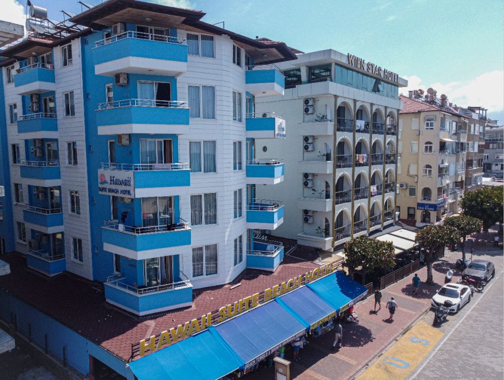 Hawaii Suite Beach Hotel 3*