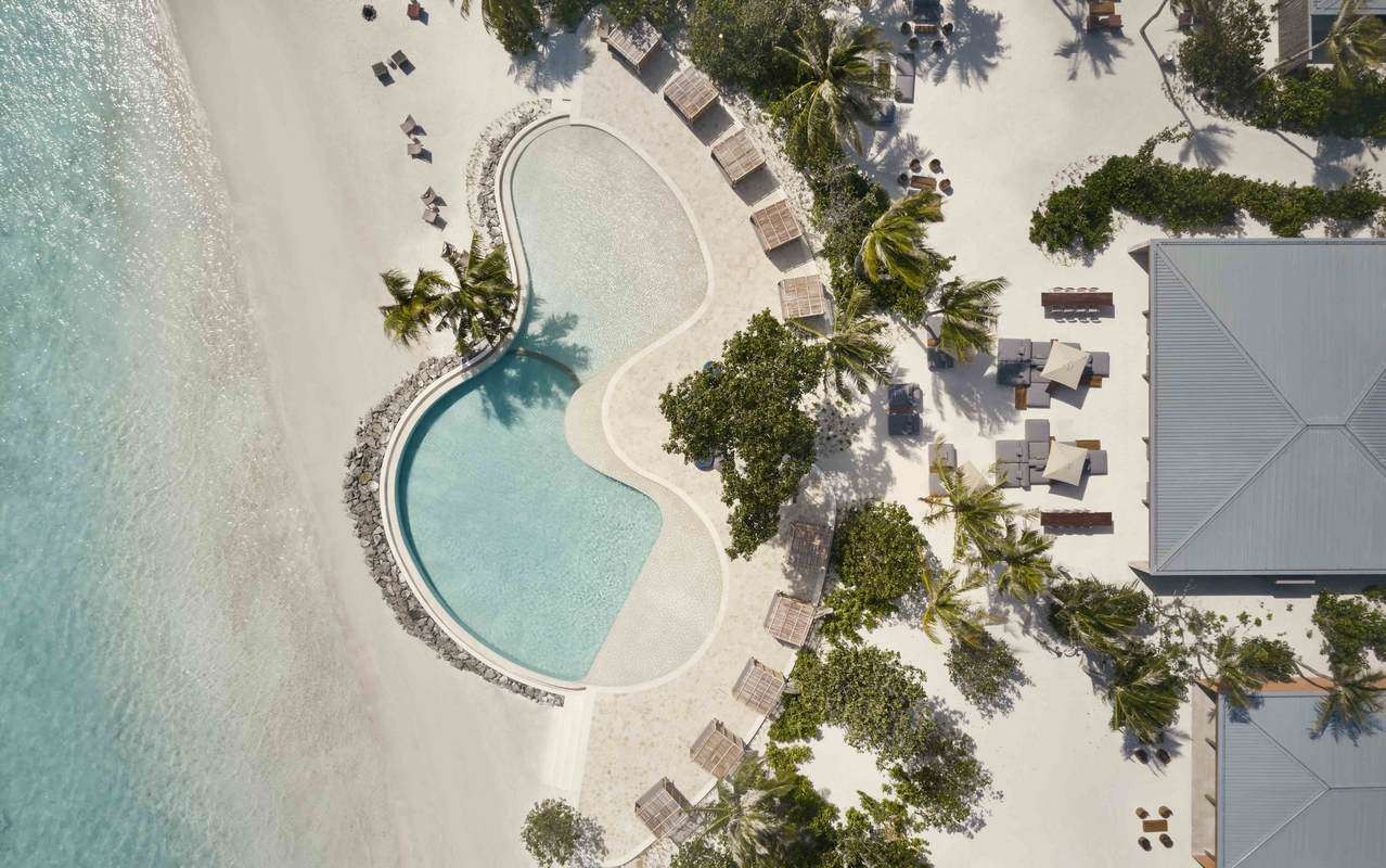 Patina Maldives Fari Island 5*