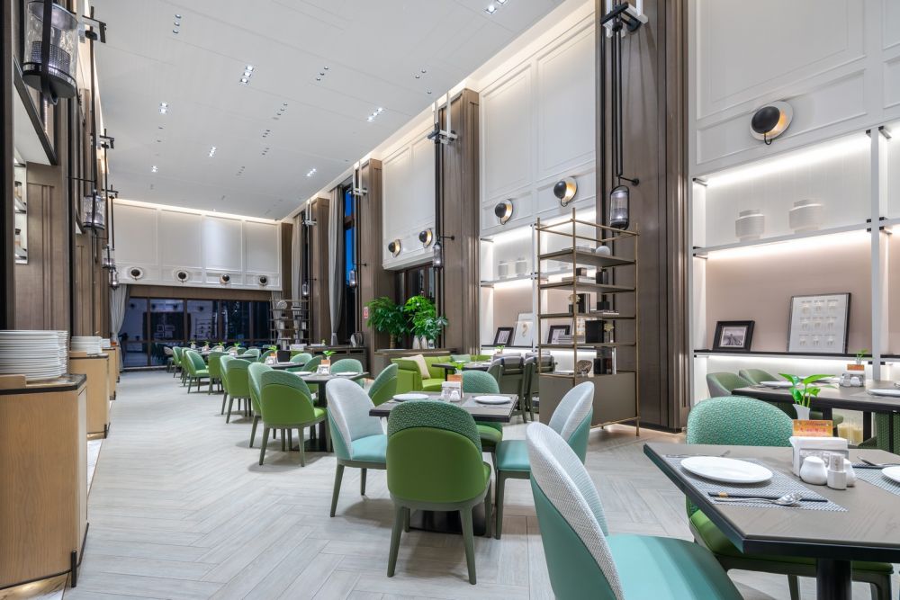 Golden Phoenix Sea View 4*