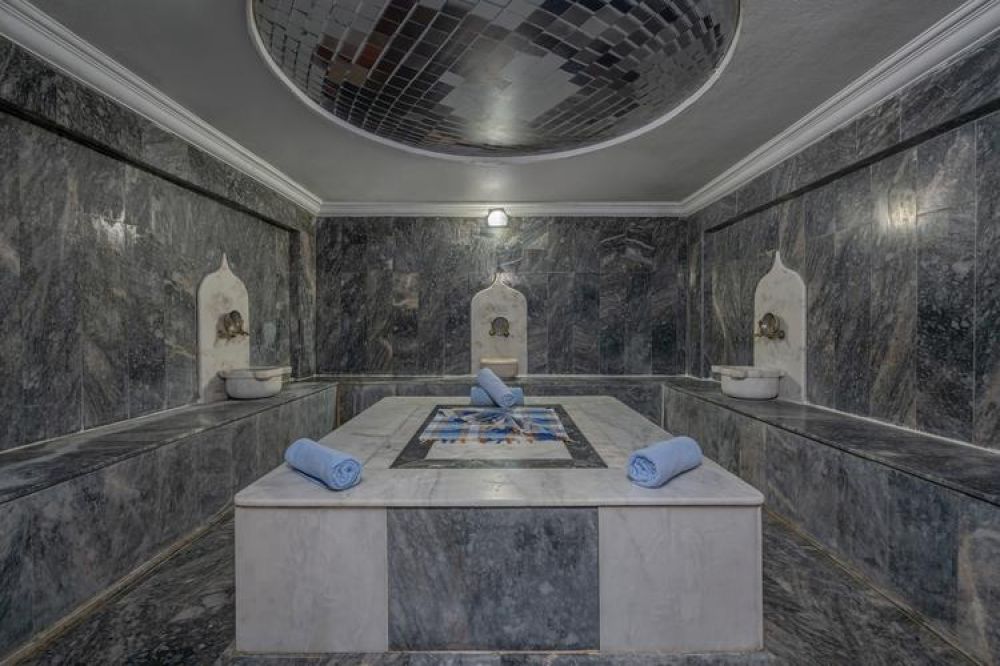 Club Marakesh Beach Hotel 4*