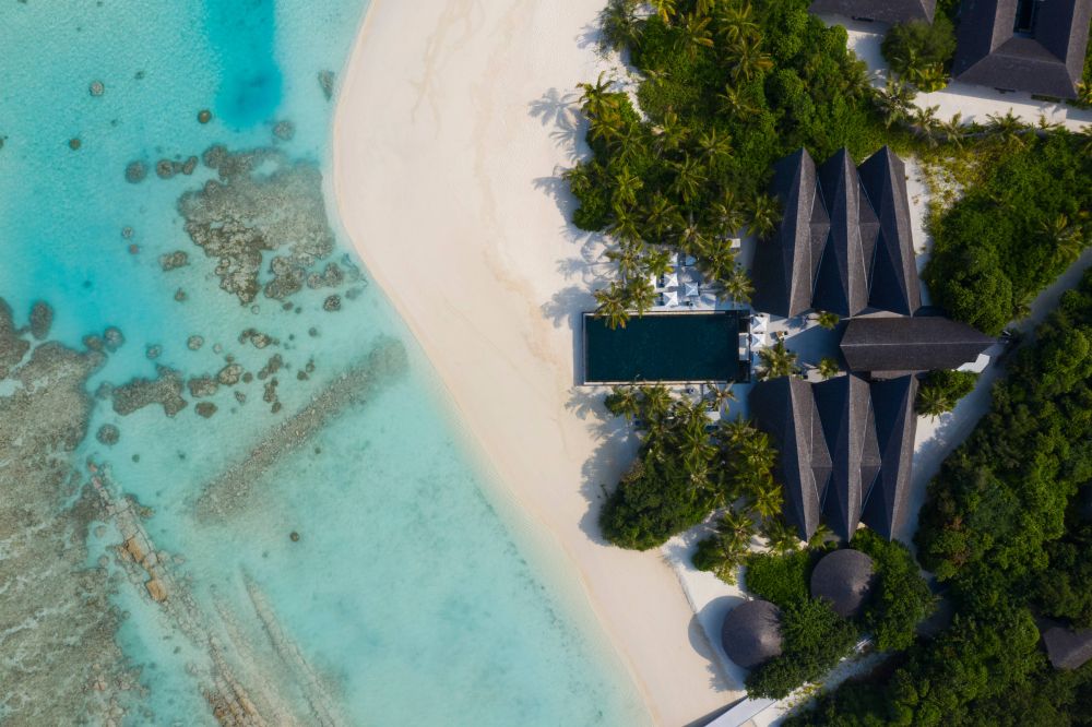 Kuredhivaru Resort and Spa (ex.Movenpick Resort Kuredhivaru) 5*