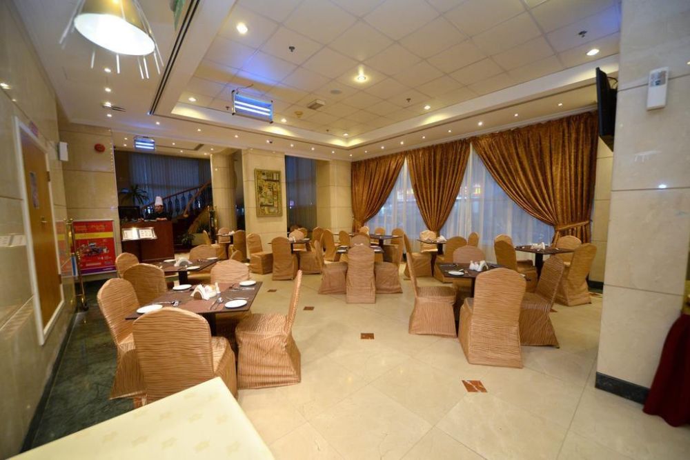 Nejoum Al Emarat Sharjah 3*