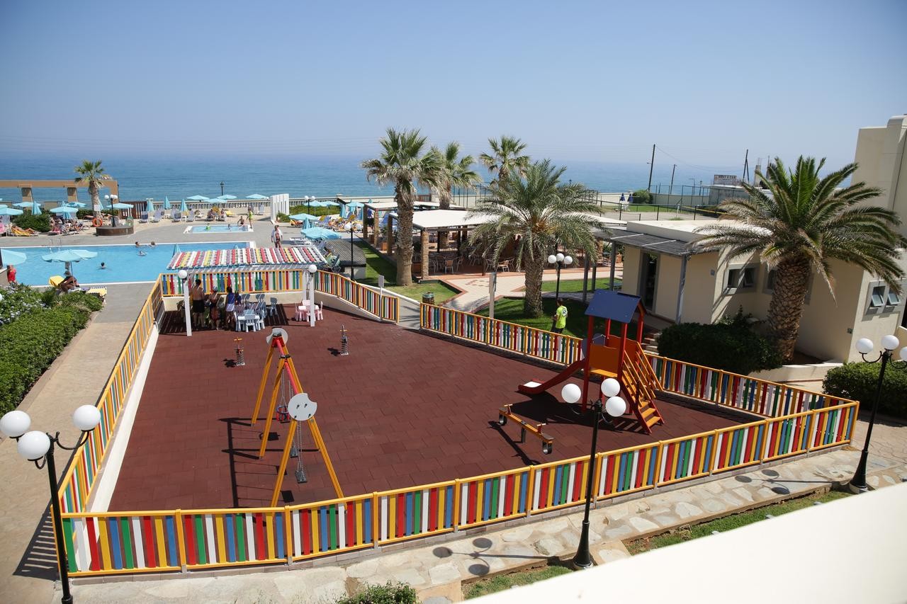 Europa Beach Hotel 4*