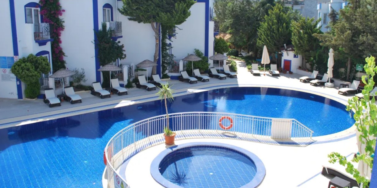 Serpina Hotel 4*