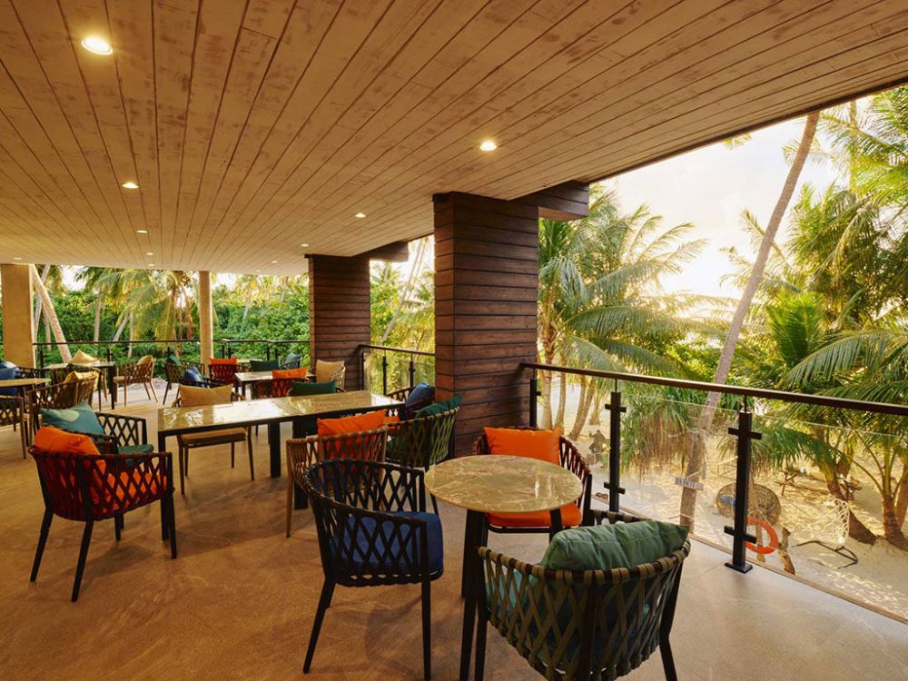 Beach Hotel Dhigurah 