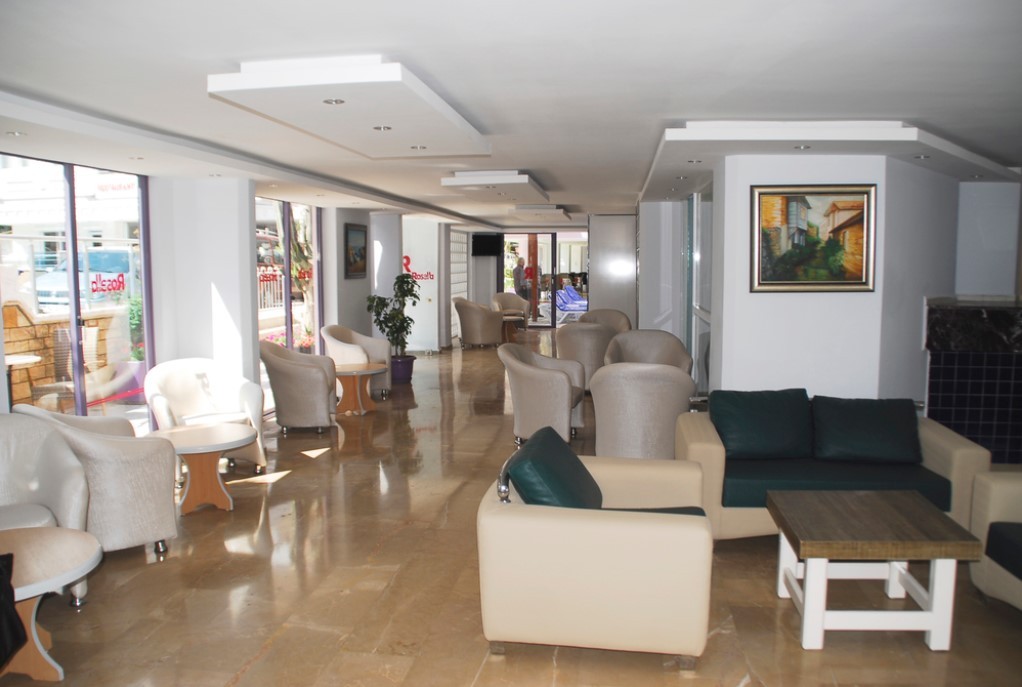 Rosella Hotel 3*