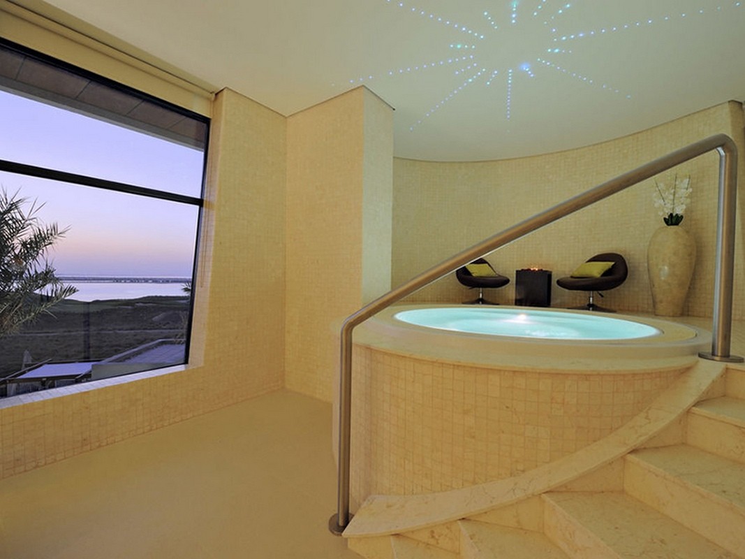 Radisson Blu Abu Dhabi Yas Island 4*