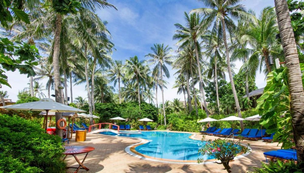 Bamboo Village Beach Resort & Spa 4*