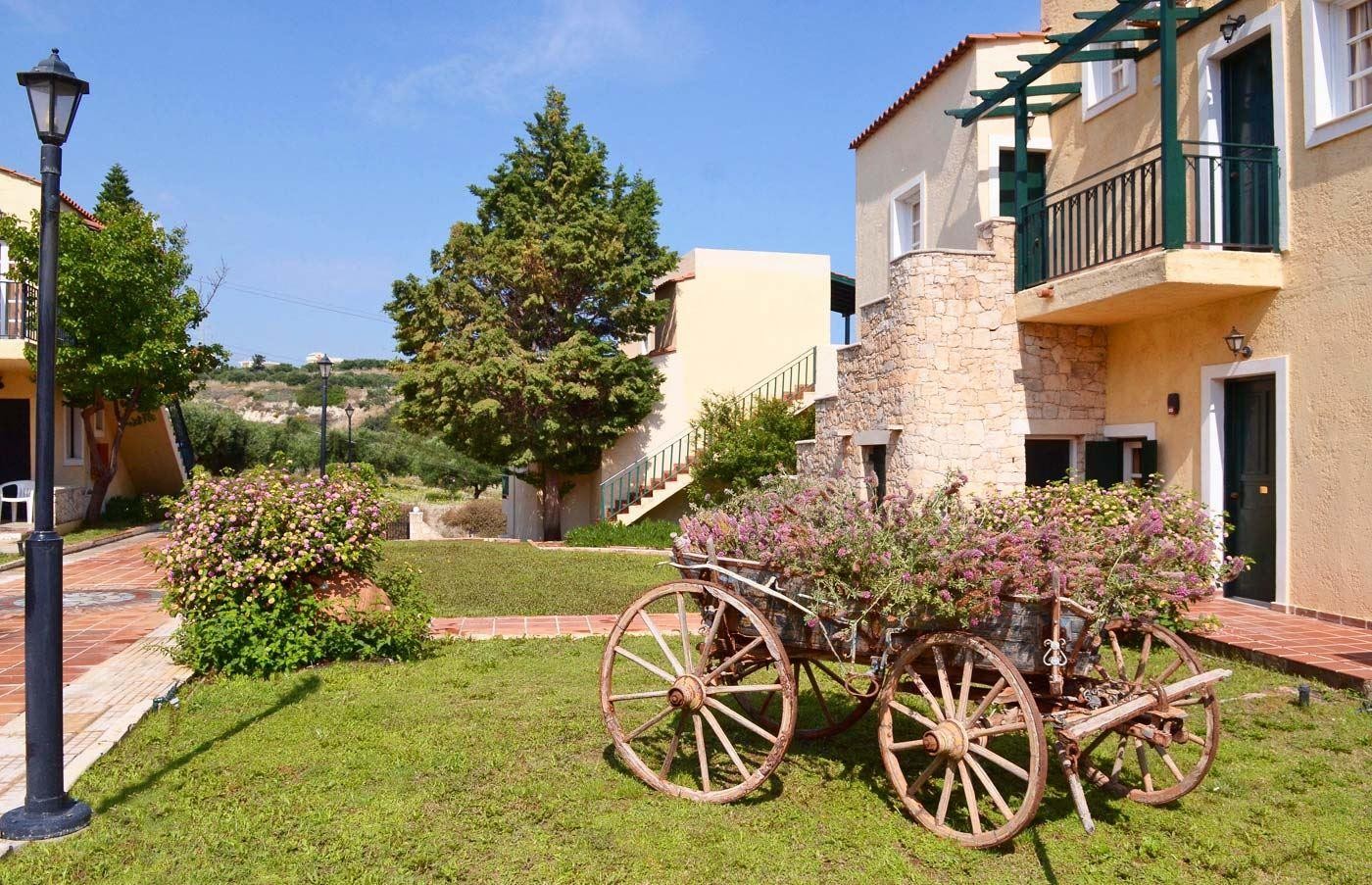 Porto Village Hotel 3*