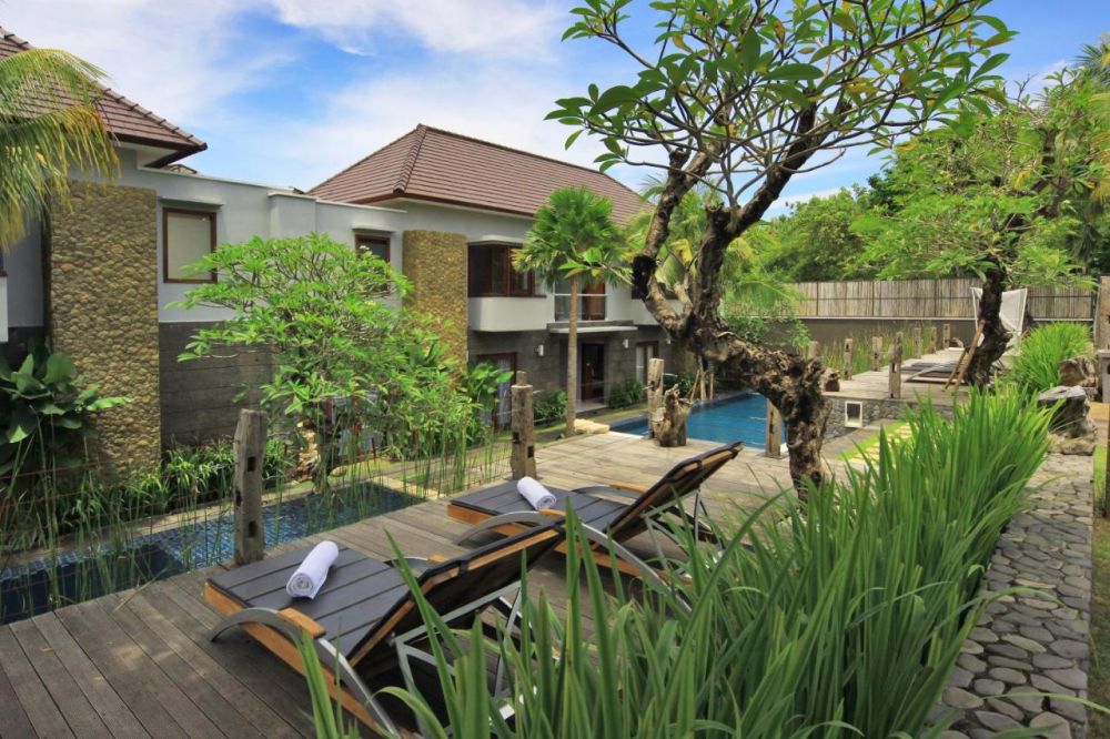 Abi Bali Resort and Villa 4*