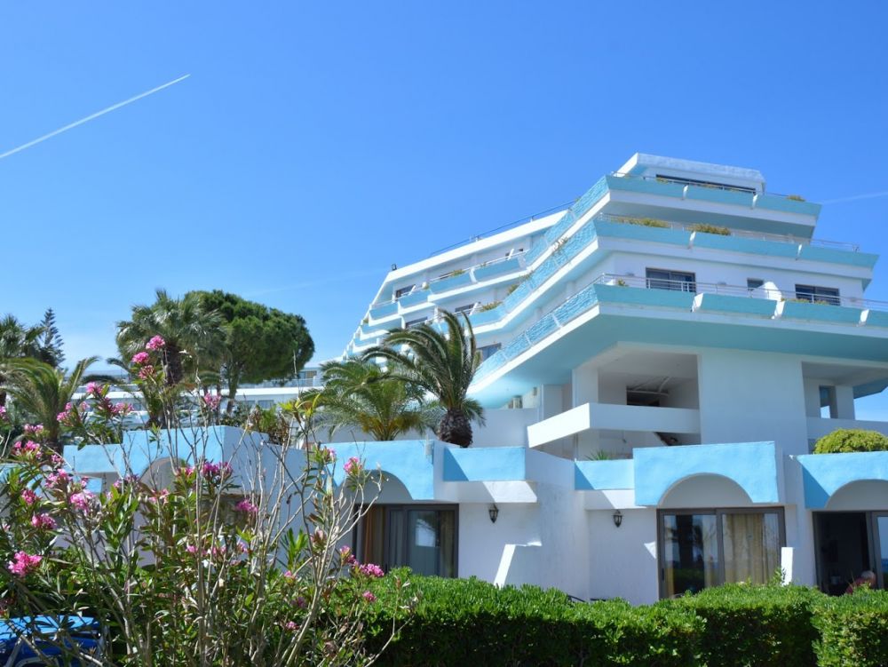 Blue Horizon Palm Beach Hotel and Bungalows 4*