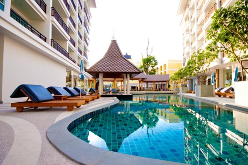 Crystal Palace Pattaya 3*