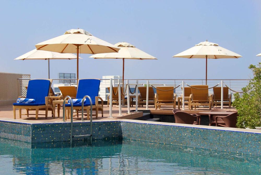 Golden Tulip Muscat 4*