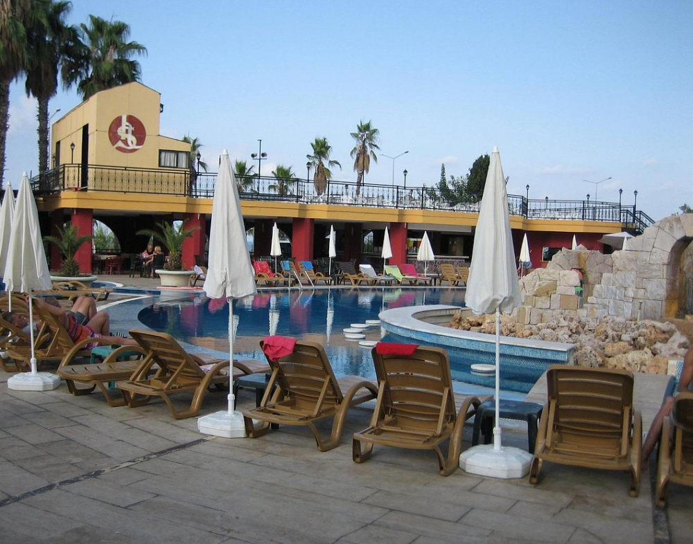 Sunshine Hotel 4*