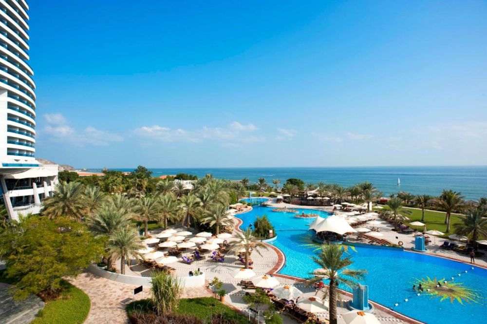 Le Meridien Al Aqah Beach Resort 5*