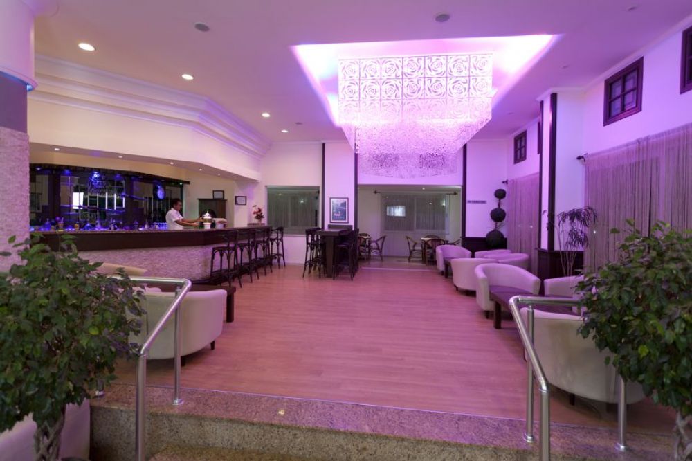 Arabella World Hotel 4*