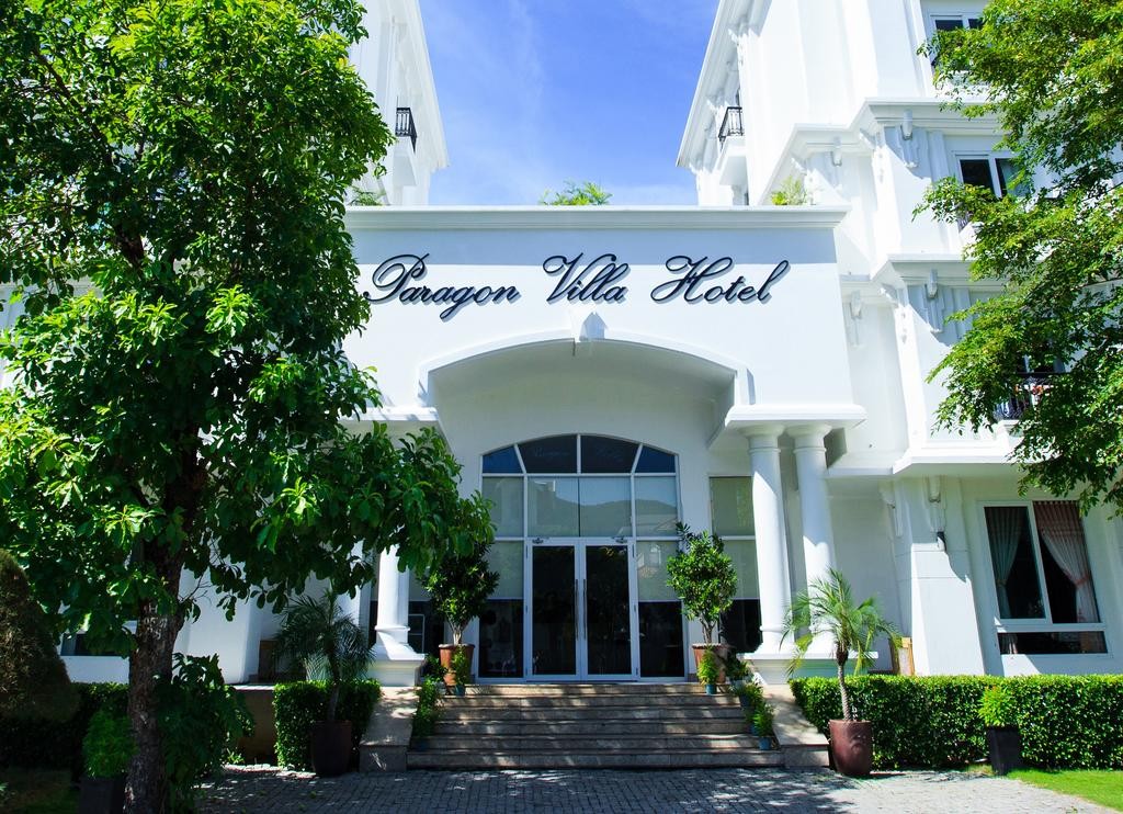 Paragon Villa 3*