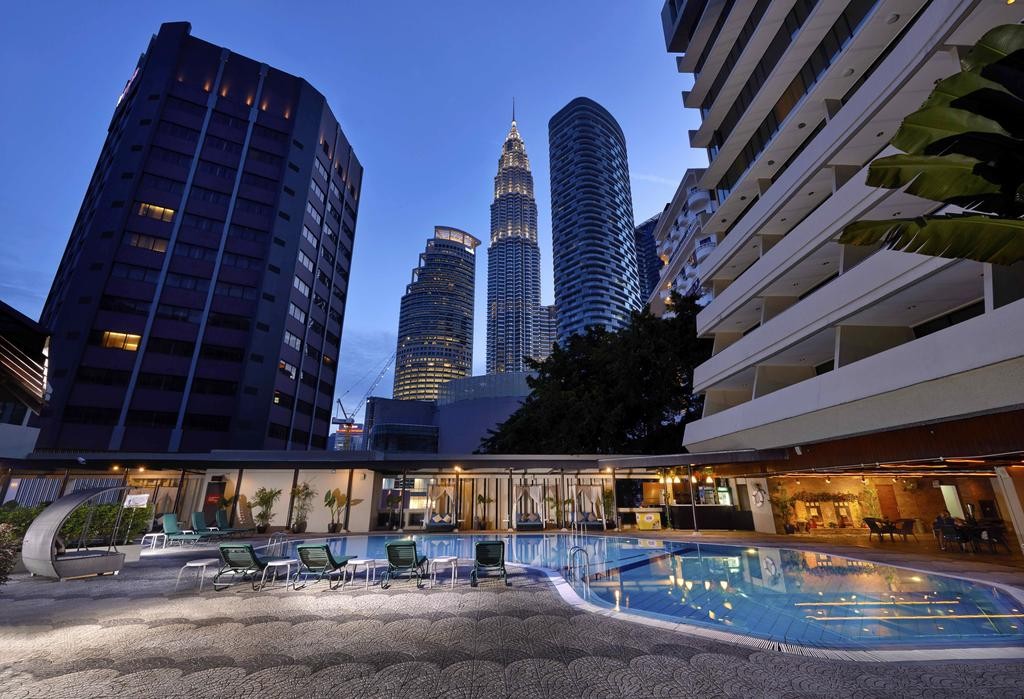 Corus Hotel Kuala Lumpur 4*