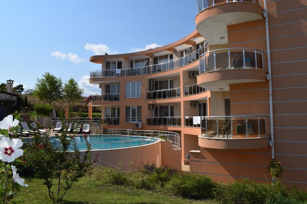 Villa Orange 3*