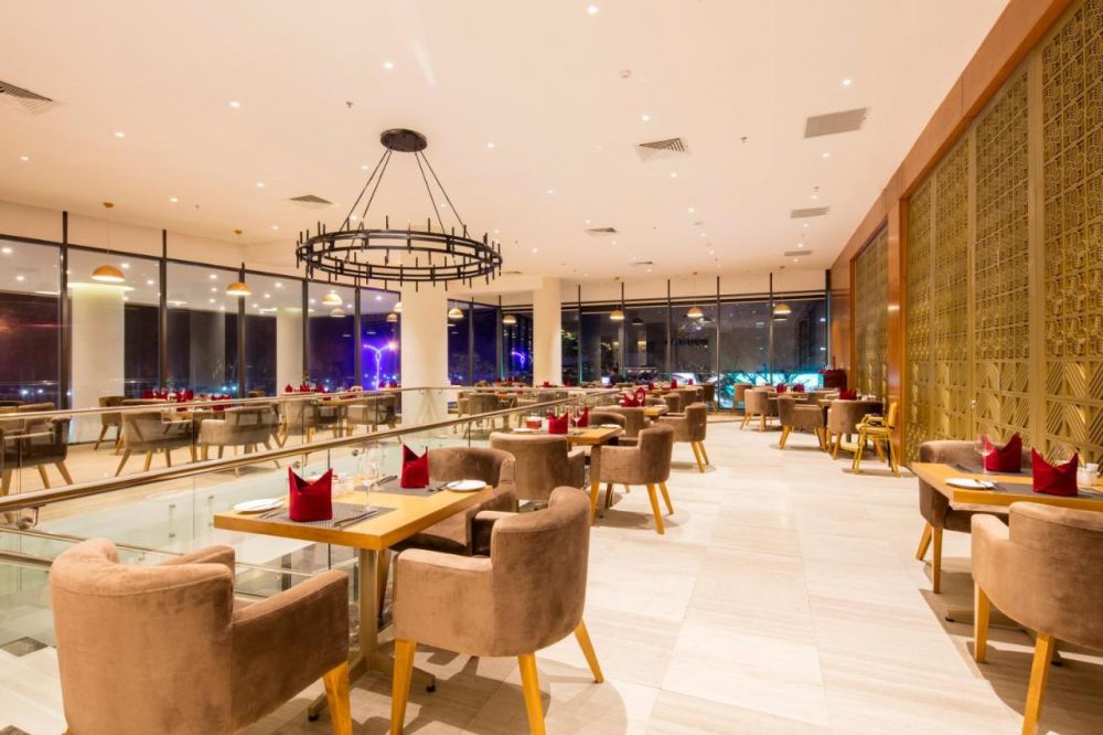 Star City Hotel & Condotel Beachfront Nha Trang 5*