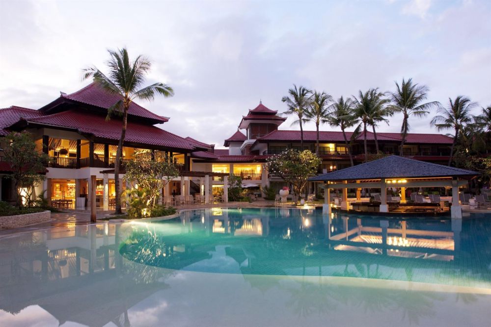 Holiday Inn Resort Baruna Bali 5*