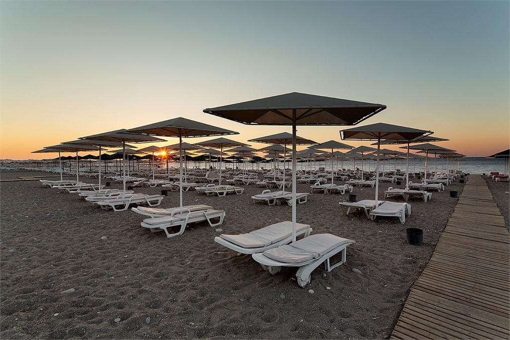 Larissa Sultan’s Beach 4*