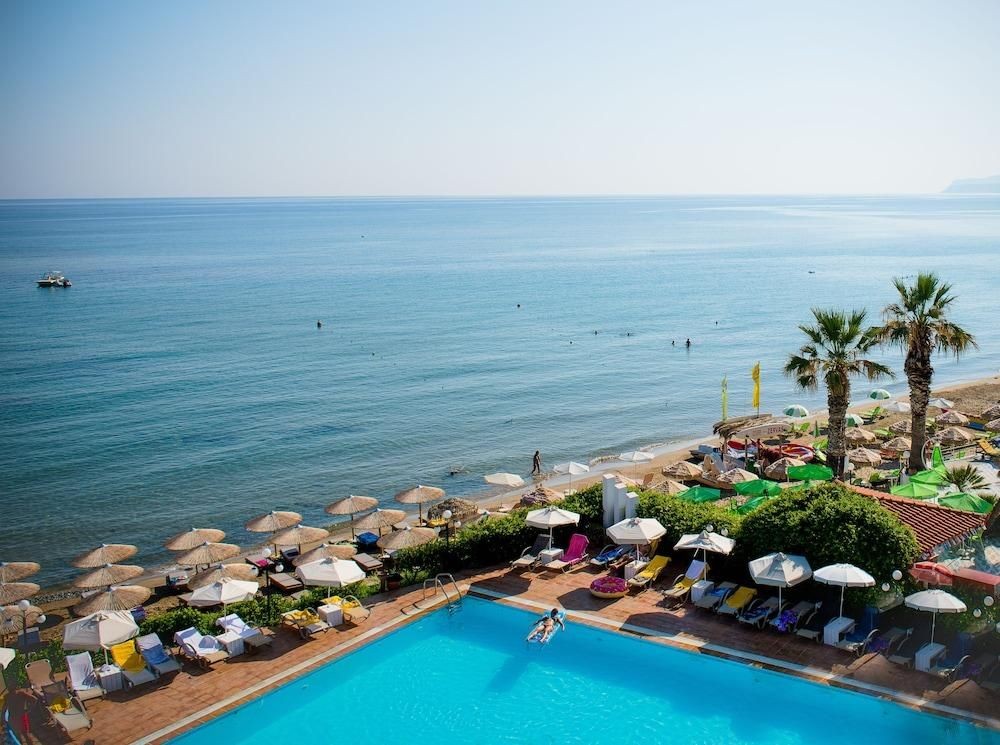 Zephyros Beach Boutique Hotel 4*