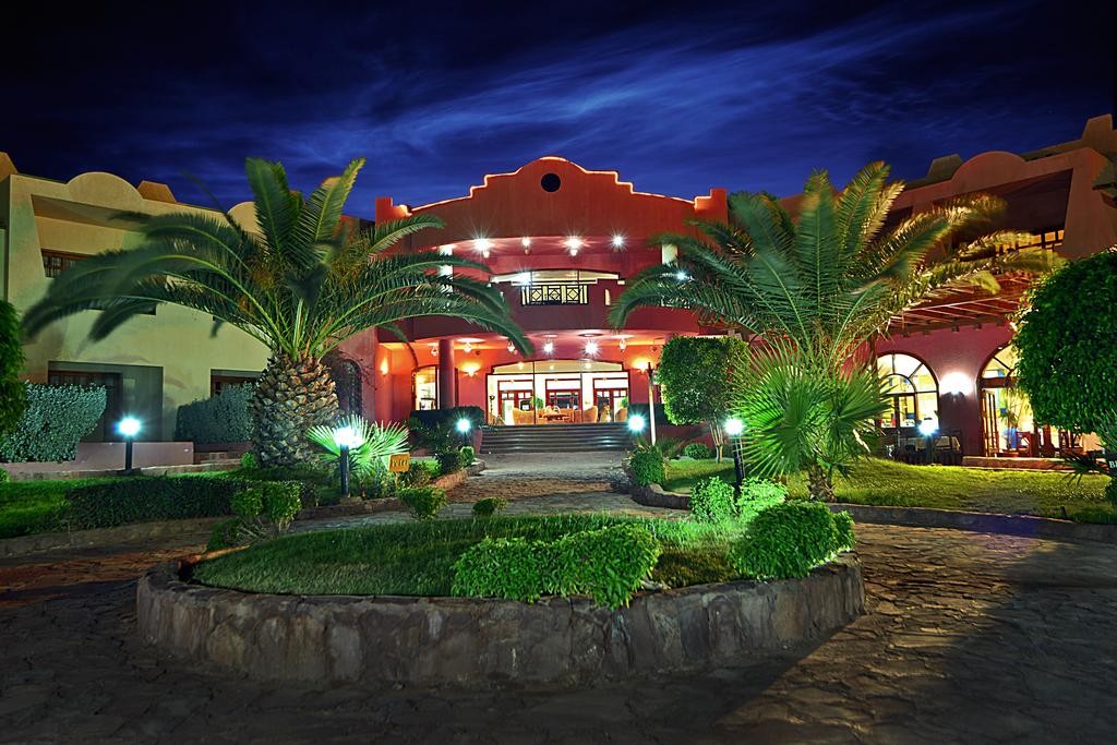 Tropitel Dahab Oasis 4*