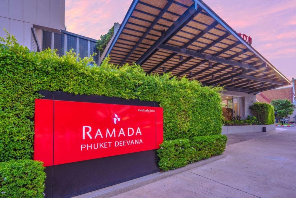 Ramada Phuket Deevana 4*